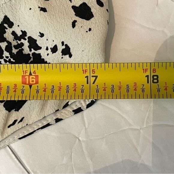 Banana Republic Black & Cream Ruffled Office To Date Night Dress NWOT Size 4 - Picture 11 of 12